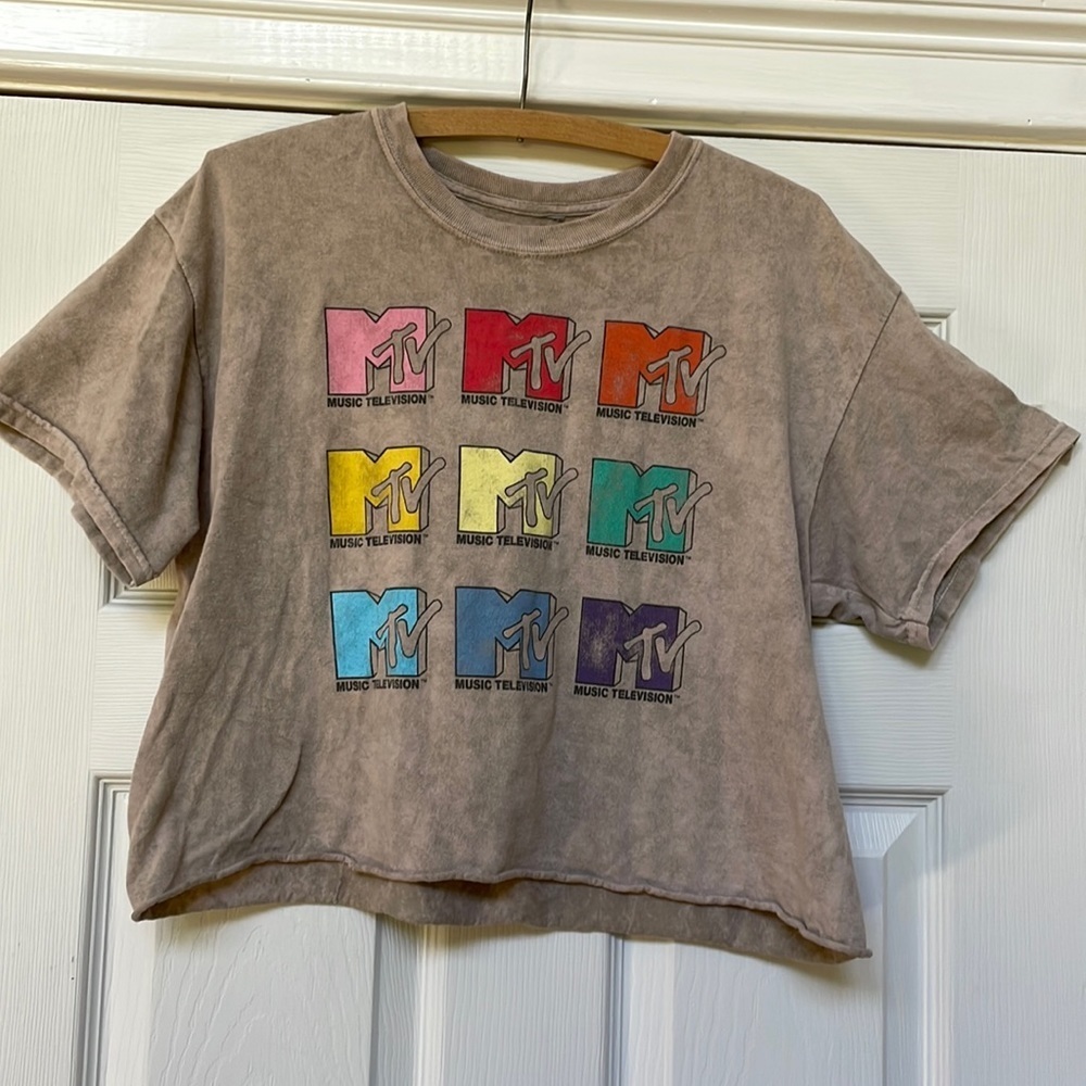 MTV Graphic Cropped Tee, Women’s Size Large